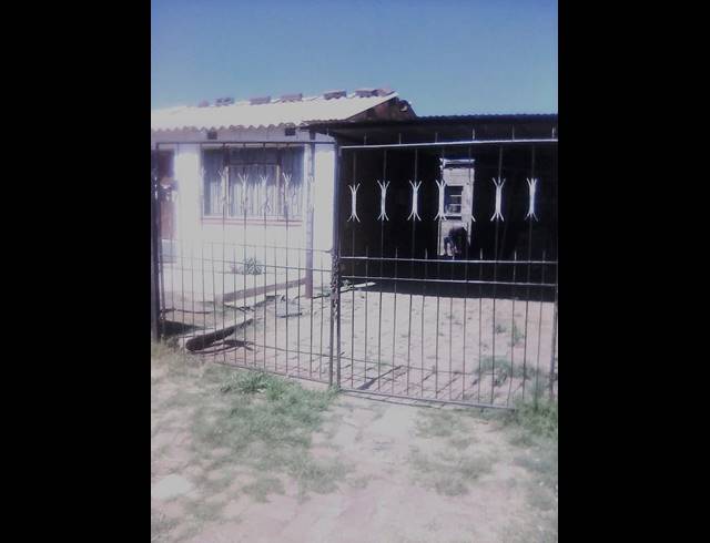 2 BEDROOM HOUSE FOR SALE IN EMDENI